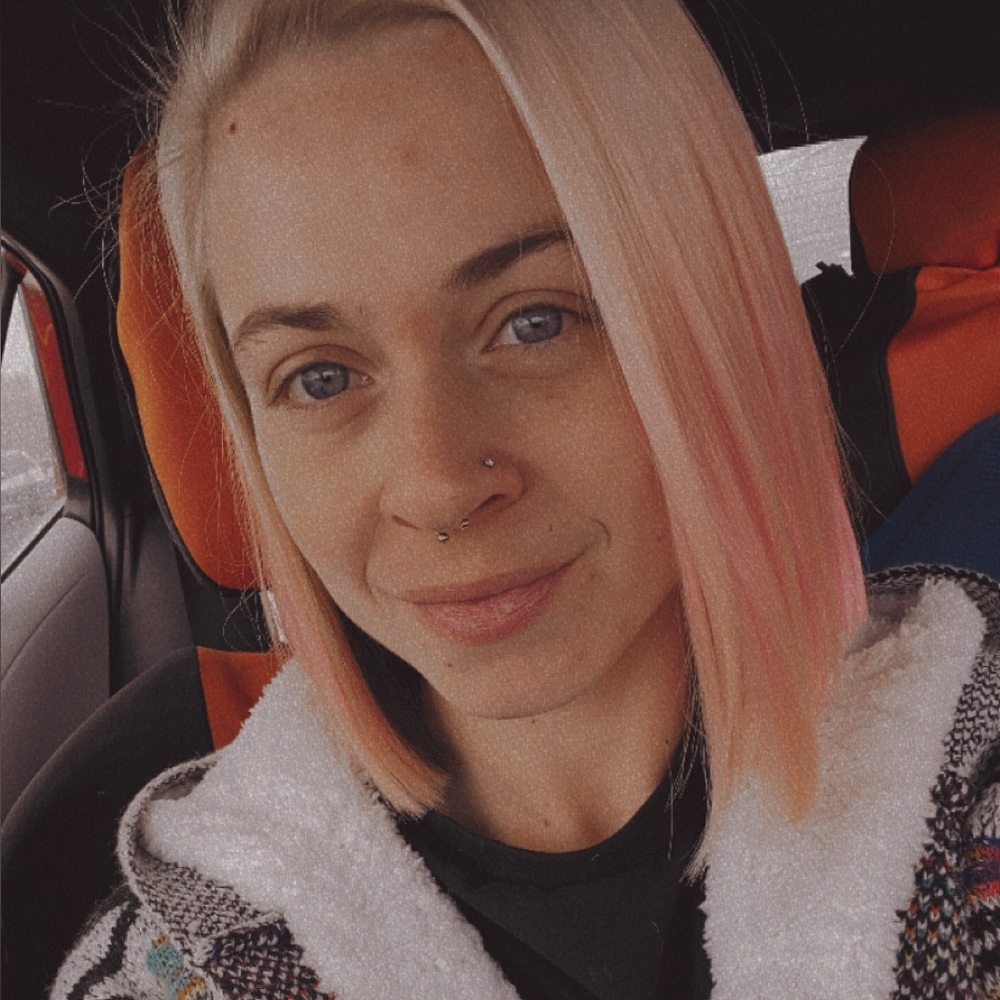 Meet your Posher, Amber